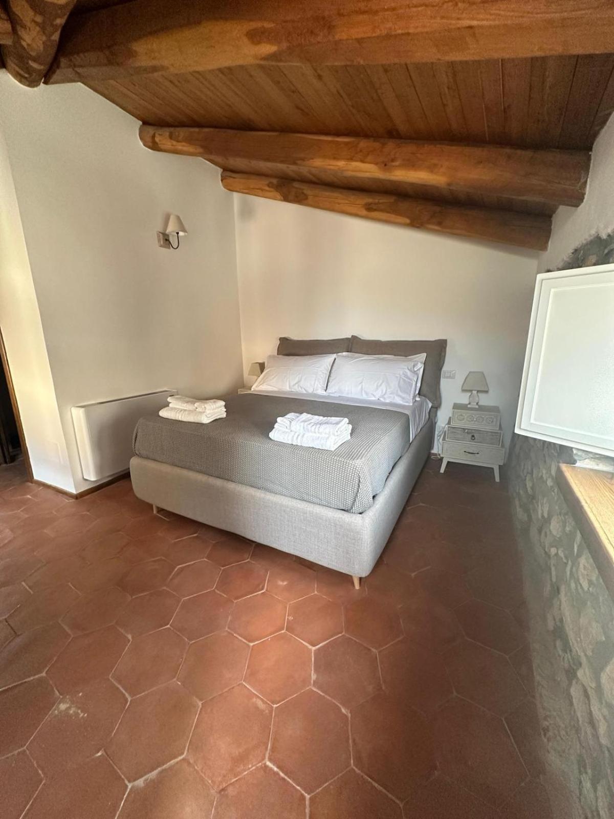 카스텔라바테 La Mansarda B&B 외부 사진