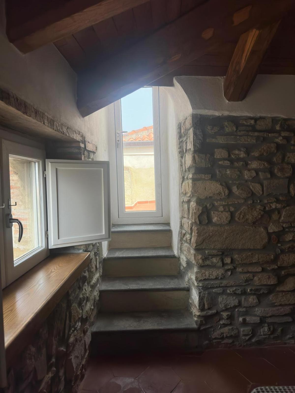 카스텔라바테 La Mansarda B&B 외부 사진