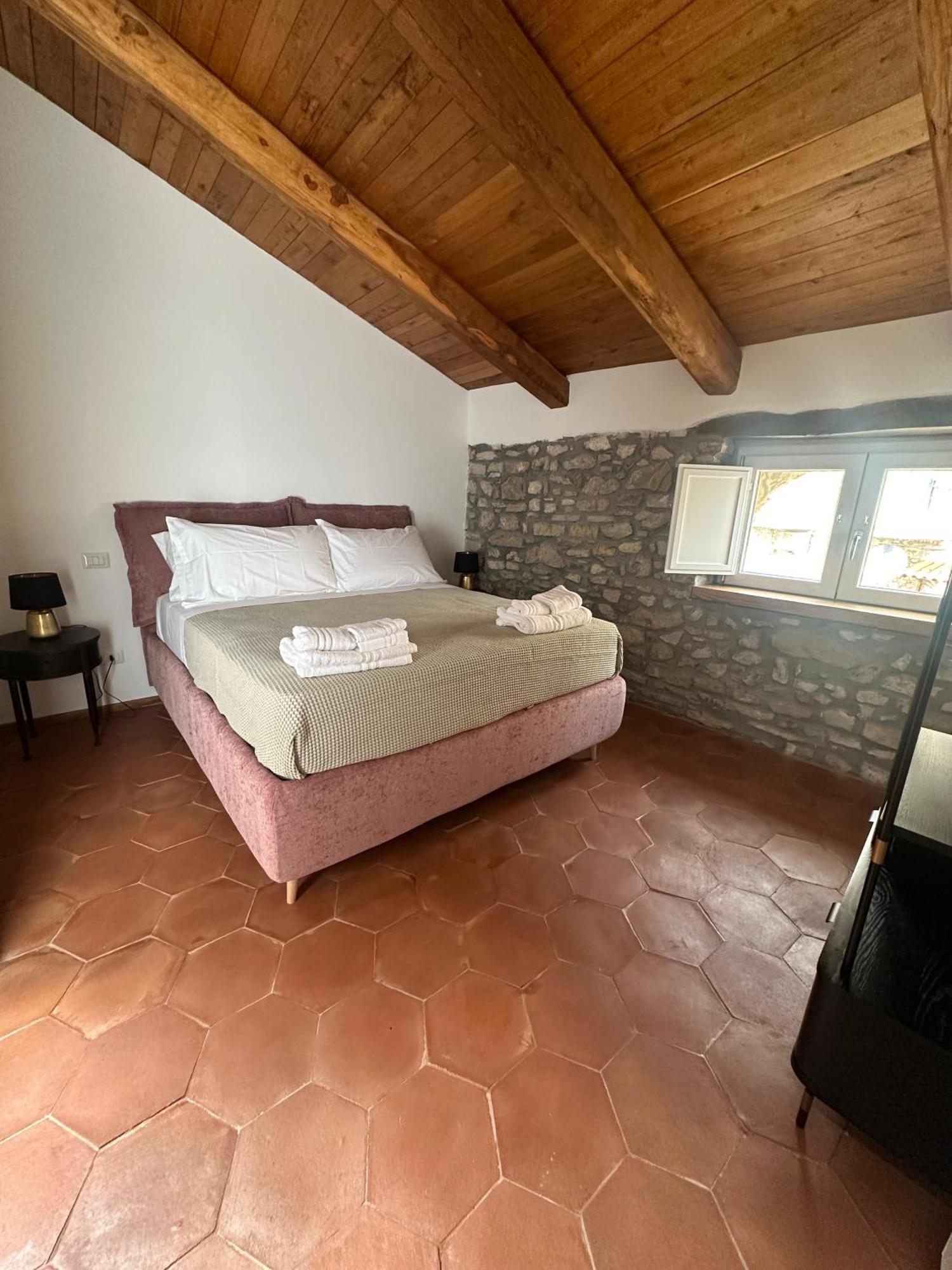 카스텔라바테 La Mansarda B&B 외부 사진
